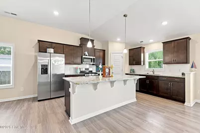621 West Beaufort Road, Beaufort, NC 28516 - Photo 3