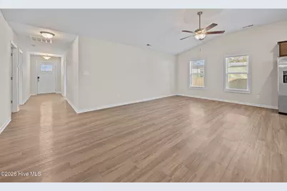 621 West Beaufort Road, Beaufort, NC 28516 - Photo 9