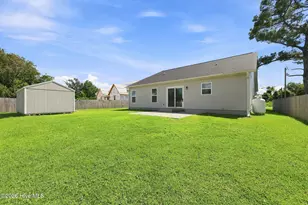 621 W Beaufort Rd, Beaufort, NC 28516 - Photo 39