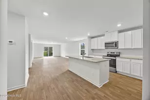 1030 Brooke Ridge Ln, Boiling Spring Lakes, NC 28461 - Photo 5