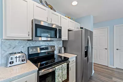3350 Club Villas Drive #604, Southport, NC 28461 - Photo 13