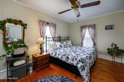 402 Hodges Street, Oriental, NC 28571 - Photo 19