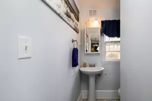 402 Hodges St, Oriental, NC 28571 - Photo 21