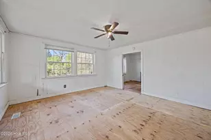 306 Easy St, La Grange, NC 28551 - Photo 3