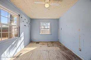 306 Easy St, La Grange, NC 28551 - Photo 15