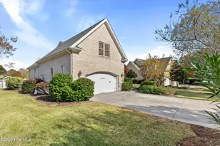 4363 Gauntlet Dr SE, Southport, NC 28461 - Photo 5