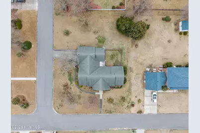 1601 River Bluff Road, Morehead City, NC 28557 - Photo 43