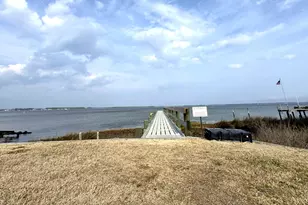 1601 River Bluff Rd, Morehead City, NC 28557 - Photo 27