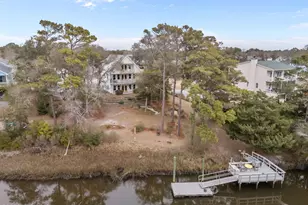 103 SE 27th St, Oak Island, NC 28465 - Photo 9