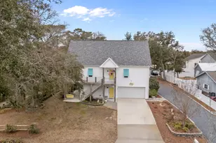 103 SE 27th St, Oak Island, NC 28465 - Photo 9