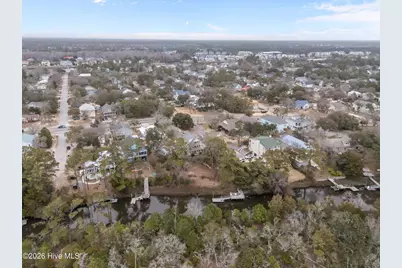 103 SE 27th Street, Oak Island, NC 28465 - Photo 13