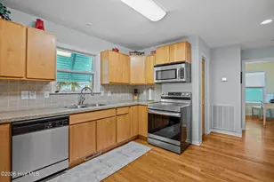 103 SE 27th St, Oak Island, NC 28465 - Photo 25