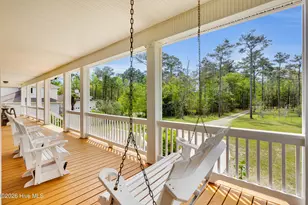 522 Sandy Point Dr, Beaufort, NC 28516 - Photo 11