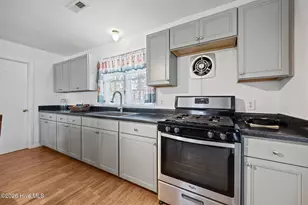 149 Bayshore St, Sea Level, NC 28577 - Photo 17