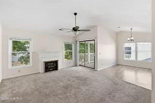 123 W Victoria Ct, Greenville, NC 27834 - Photo 7