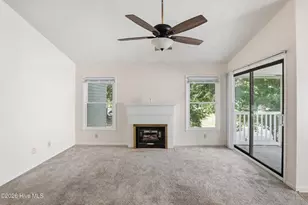 123 W Victoria Ct, Greenville, NC 27834 - Photo 5