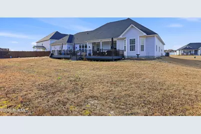 210 Kingsmill Drive, Pikeville, NC 27863 - Photo 9
