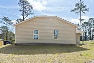 325 N Dyson St, Holly Ridge, NC 28445 - Photo 47