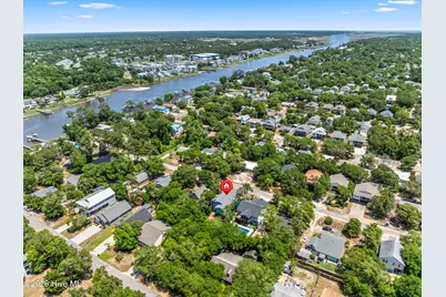 119 NE 27th Street, Oak Island, NC 28465 - Photo 23