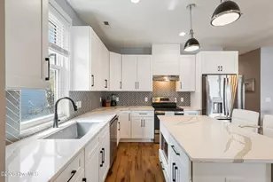 119 NE 27th St, Oak Island, NC 28465 - Photo 5