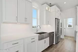 113 Ocean View Ave, Kure Beach, NC 28449 - Photo 21