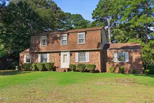 300 S Englewood Dr, Rocky Mount, NC 27804 - Photo 3