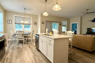 100 Evergreen Ln, Pine Knoll Shores, NC 28512 - Photo 7