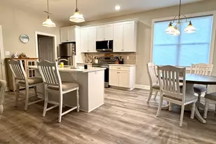 100 Evergreen Ln, Pine Knoll Shores, NC 28512 - Photo 7