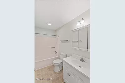 2318 Indian Drive #B5, Jacksonville, NC 28546 - Photo 11