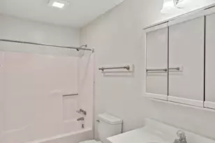 2318 Indian Dr, Jacksonville, NC 28546 - Photo 11