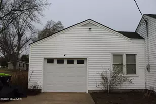 167 Lake Rd, Newport, NC 28570 - Photo 11
