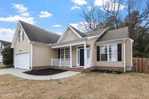 113 Sweet Briar Ct, New Bern, NC 28562 - Photo 3