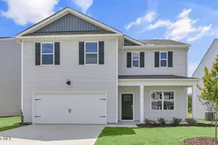 285 Maddox Dr, Aberdeen, NC 28315 - Photo 1