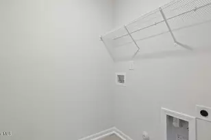285 Maddox Dr, Aberdeen, NC 28315 - Photo 27