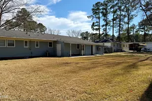 1113 Cherry Tree Dr, New Bern, NC 28562 - Photo 61