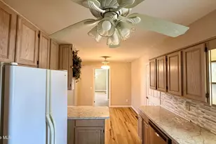1113 Cherry Tree Dr, New Bern, NC 28562 - Photo 23