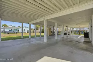 625 S 4th Ave, Kure Beach, NC 28449 - Photo 5