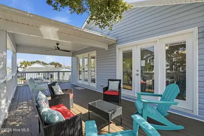625 S Fourth Avenue, Kure Beach, NC 28449 - Photo 17