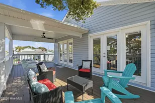 625 S 4th Ave, Kure Beach, NC 28449 - Photo 17
