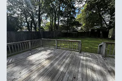 702 E 3rd Street, Greenville, NC 27858 - Photo 11