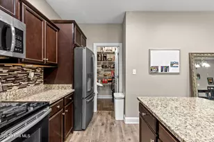 412 Pewter Ct, Jacksonville, NC 28546 - Photo 9