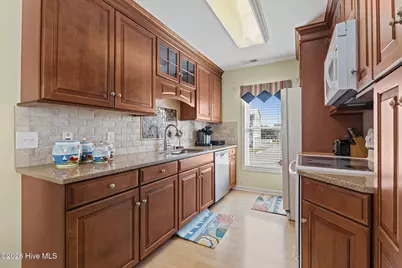 215 E Ft Macon Road, Atlantic Beach, NC 28512 - Photo 15