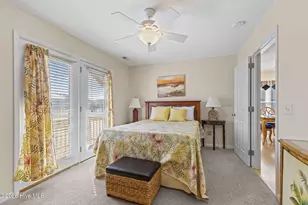 215 E Fort Macon Rd, Atlantic Beach, NC 28512 - Photo 15