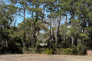 211 E Leonard St, Southport, NC 28461 - Photo 1
