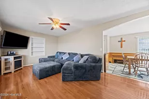 2575 White Plains Rd, Engelhard, NC 27824 - Photo 3
