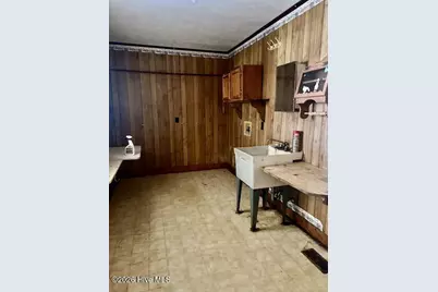 7613 Princess Ann Road, Evergreen, NC 28438 - Photo 15