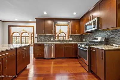 5808 Devon Circle, Raleigh, NC 27604 - Photo 11