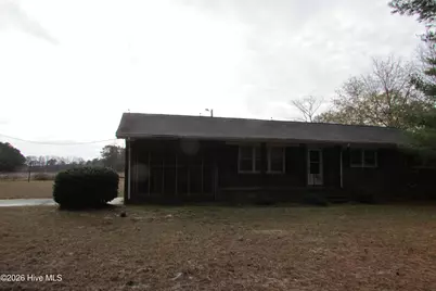 8401 Boykin Bridge Road, Clinton, NC 28328 - Photo 5