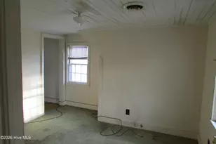 803 McKoy St, Clinton, NC 28328 - Photo 21