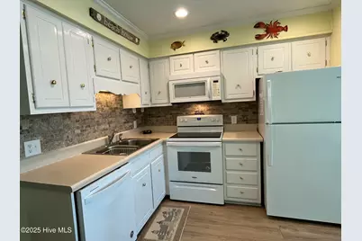 2008 E Ft Macon Road #D18, Atlantic Beach, NC 28512 - Photo 5